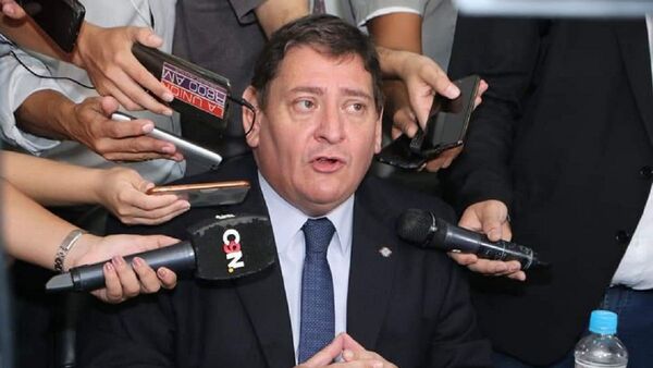 Recusan a fiscal Delfino en causa por transgresión a ley de armas