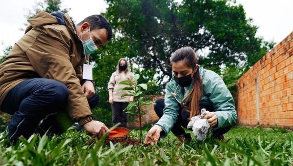 Proyecto Conciencia Ambiental promueve compostaje para gestión de residuos