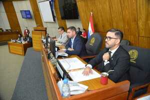 Diario HOY | En Diputados definen proyecto del combustible: no incluye a privados