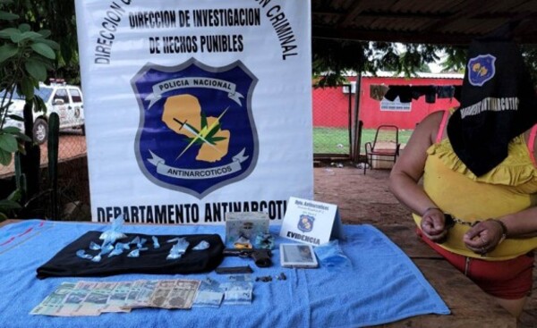 Procesan a mujer y a su yerno por tenencia de  25,6 gramos de cocaína