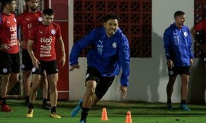 Paraguay-Ecuador, en un histórico duelo de Eliminatorias en el Este