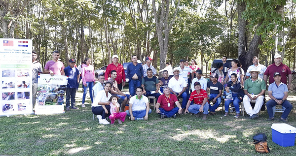 Campesinos se instruyen en piscicultura para contar con otra alternativa de consumo o renta - .::Agencia IP::.