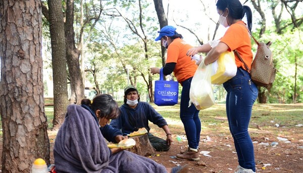 INICIAN CAMPAÑA “ROPERITO COMUNITARIO” PARA ASISTIR A DESAMPARADOS - La Voz del Norte