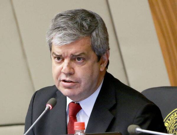 Riera a campesinos: “Busquen a dirigentes que sean menos kuatia ky’a” - 1000 Noticias