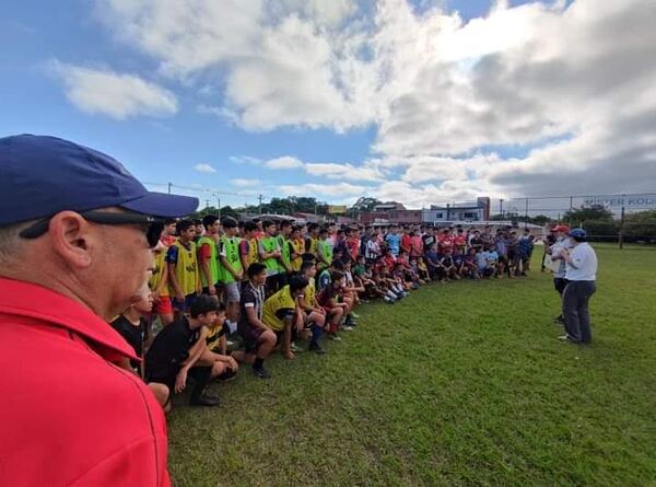 Diario HOY | La Albirroja Sub 15 medirá al talento de Ñeembucú