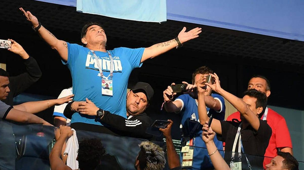 Crónica / Atendé lo que quieren hacer unos hinchas con el corazón de Maradona