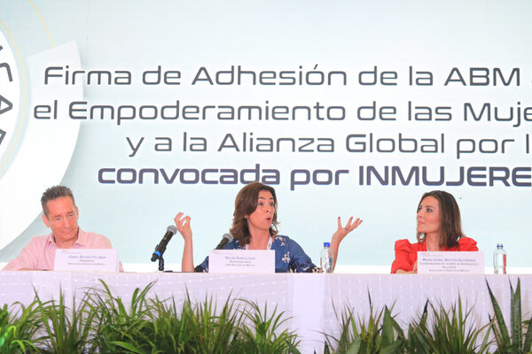 Bancos de México firman compromiso de ONU Mujeres para inclusión en el sector - MarketData