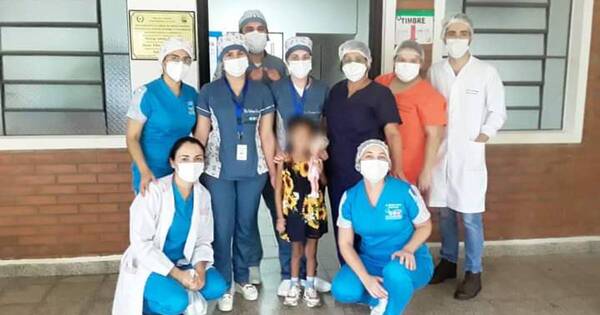 La Nación / Tras 25 días de internación, dan de alta a niña que padecía tuberculosis