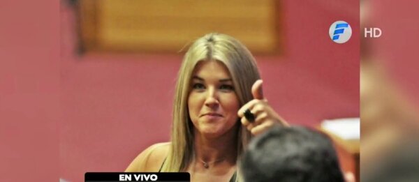 Justicia estadounidense condena a Cynthia Tarrago a 33 meses de prisión | Noticias Paraguay