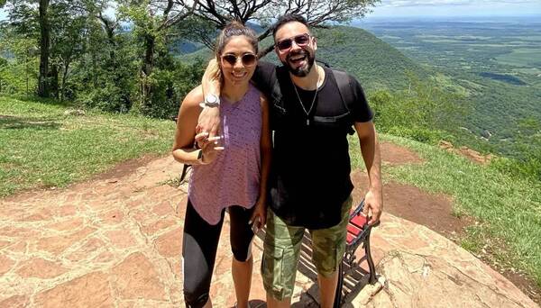 Crónica / [VÍDEO] Pareja de influencers publicaron un vídeo que sorprendió al rollo