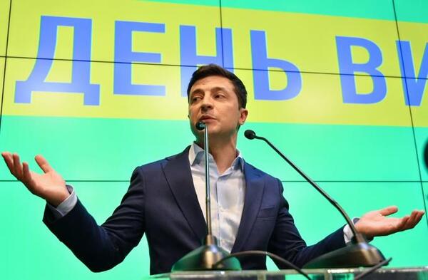 Zelensky acusa a Rusia de utilizar bombas de fósforo en Ucrania - ADN Digital