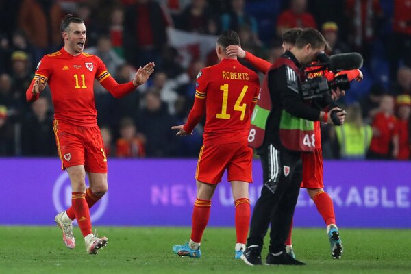 Un doblete de Bale envía a Gales a la final de la repesca mundialista