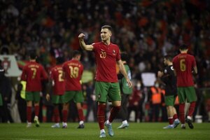 Portugal sufrió para vencer a Turquía y jugará la final de la repesca