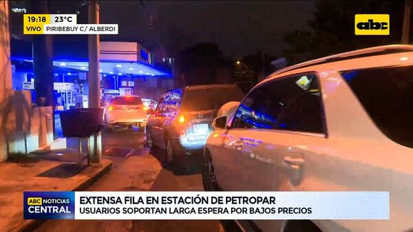 Extensa fila en estación de Petropar - ABC Noticias - ABC Color