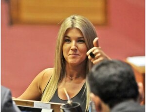 Cynthia Tarragó estaría por compurgar su pena y ser deportada al país, según abogado - Noticiero Paraguay