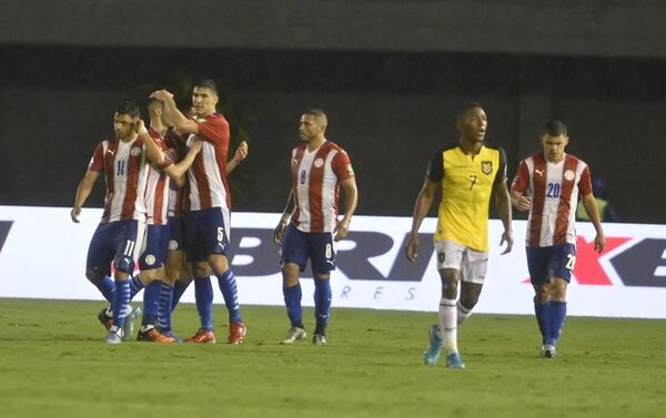 Paraguay vs. Ecuador: un poco de luz - Selección Paraguaya - ABC Color