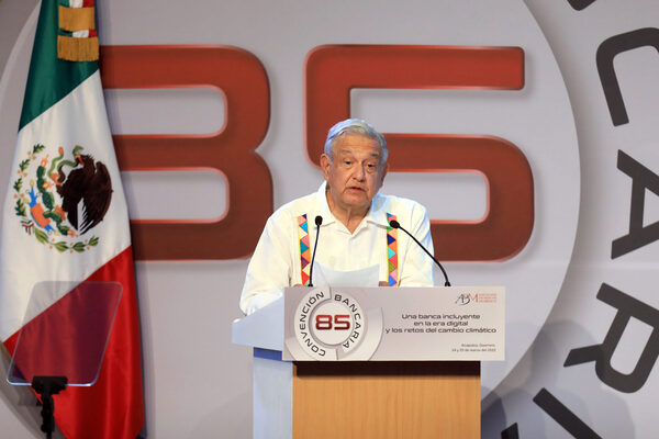 López Obrador pide perdón a gobernadora del banco central y promete autonomía - MarketData