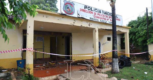 La Nación / Cambian a jefe policial tras el ataque a la Comisaría 24ª