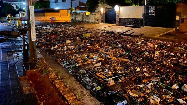 "Asuncenos pagan por un sistema de desagüe pluvial que no existe"