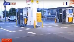 Gasolineras privadas no atendieron en horario nocturno | Noticias Paraguay
