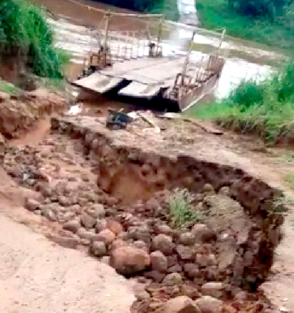 Los caminos rurales del Alto Paraná están intransitables en el interior - La Clave