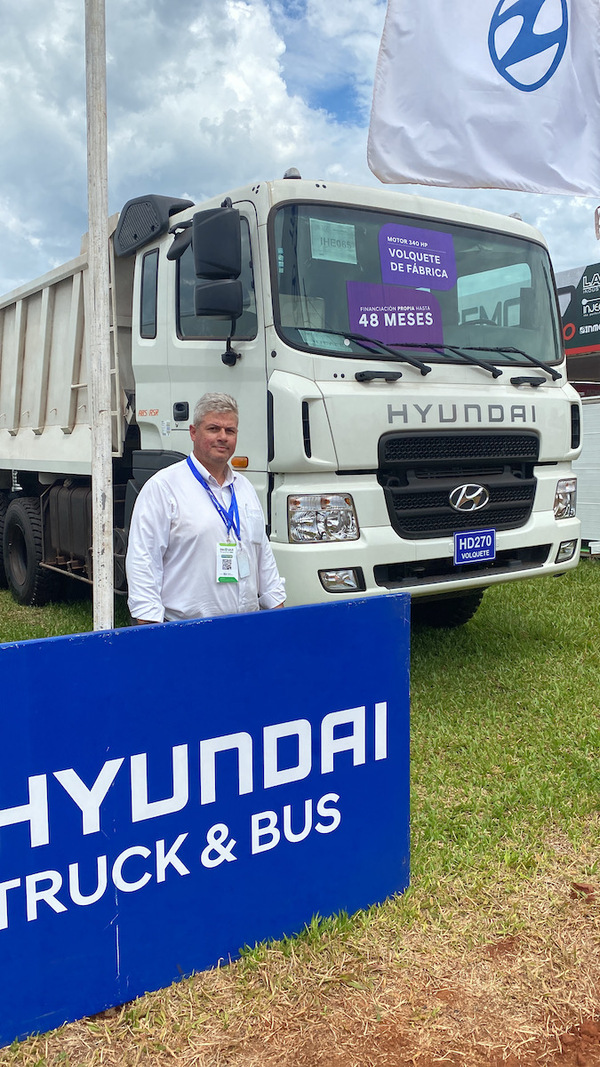Hyundai Camiones y Buses acompañó la Feria Innovar 2022