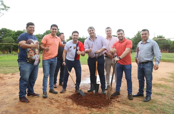 Inicia construcción de nueva plaza en el Barrio Azucena - Noticiero Paraguay