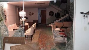 Así quedó la casa de jefe narco tras ataque de sicarios en PJC