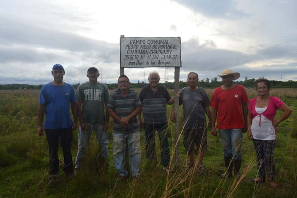 Beneficiarios de un campo comunal se resisten ante posible loteamiento - Noticiero Paraguay