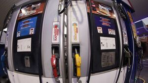 Marito promulga subsidio a nafta y diésel de Petropar