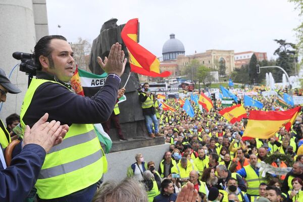 España acuerda con transportistas subvención de combustibles - Mundo - ABC Color