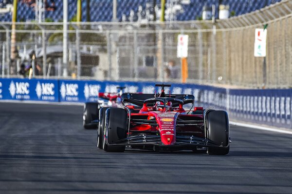 Leclerc por delante de Verstappen el primer libre en Yeda - El Independiente