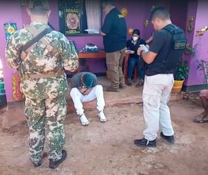 Cae un distribuidor de drogas que contaba con orden de captura