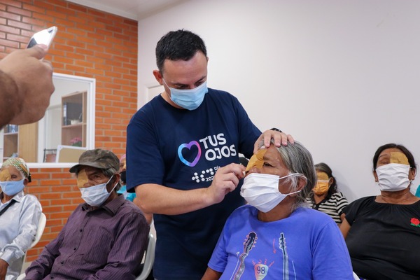 Celebran un año de la apertura oficial de la primera clínica oftalmológica en el Chaco