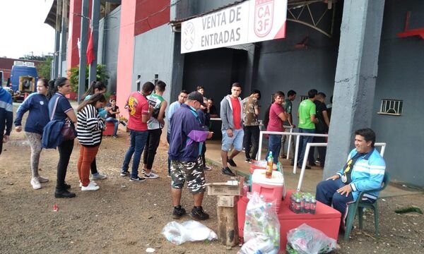 Revendedores acaparan entradas para Sol de América- Olimpia