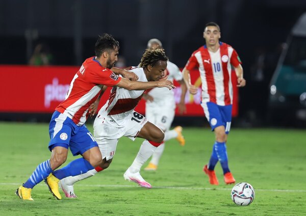 La sensible baja que tendrá Perú para recibir a Paraguay en la última fecha