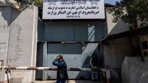 Los talibanes impiden estudiar a las niñas en Afganistán