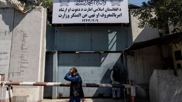 Los talibanes impiden estudiar a las niñas en Afganistán