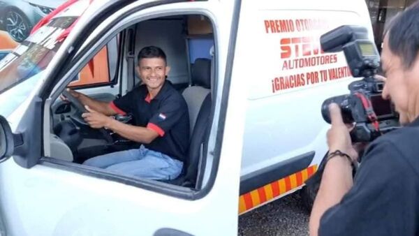 Regalaron camioneta a Froilán: "Quise vehículo para ayudar a la gente que necesita"