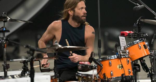 La Nación / Taylor Hawkins: “No sé cómo contar esto a Emma”, dice el papá de niña baterista