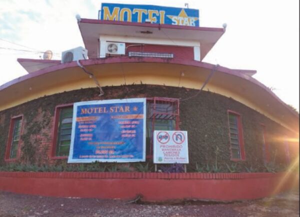 Festejó solo su cumple en el motel y no pagó