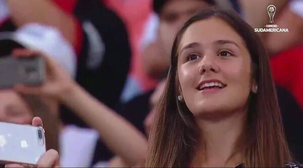 Crónica / [VIDEO] La sabalera que enamoró en la Sudamericana, ¿vuelve a La Nueva Olla?
