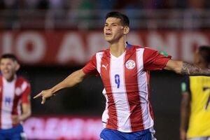 Futbolistas y el mensaje de apoyo a Robert Morales tras su lesión - Fútbol - ABC Color