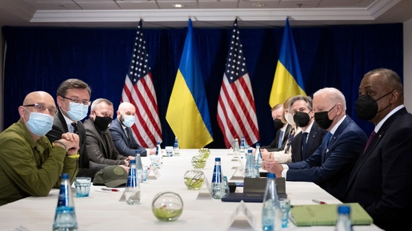 Biden da su apoyo directo a Ucrania mientras los combates con Rusia se intensifican en el este - El Trueno