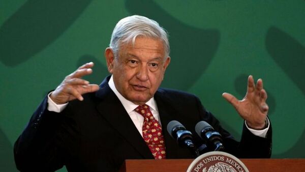 López Obrador admite que violó la ley del Banco de México