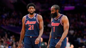 James Harden y Joel Embiid arrollan a los Clippers