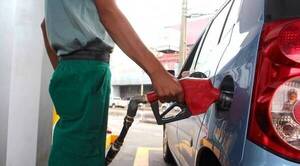 Crónica / Surtidores volvieron a atender continuado y algunos subirán un chiqui sus precios