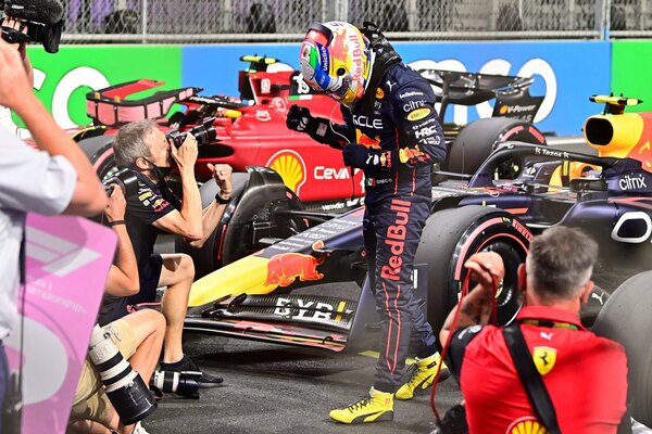 ¡Sorpresa grande! 'Checo' Pérez logró su primera 'pole position' en Arabia
