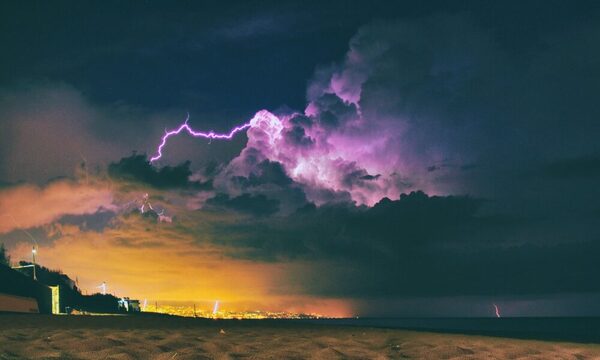 Proyecto científico global buscar vincular dispositivos Android con satélites para mejorar pronósticos meteorológicos