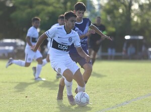 Dos victorias y un empate en la Sub 16 - APF